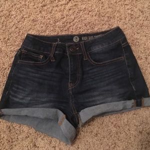 Denim high rise shorts!